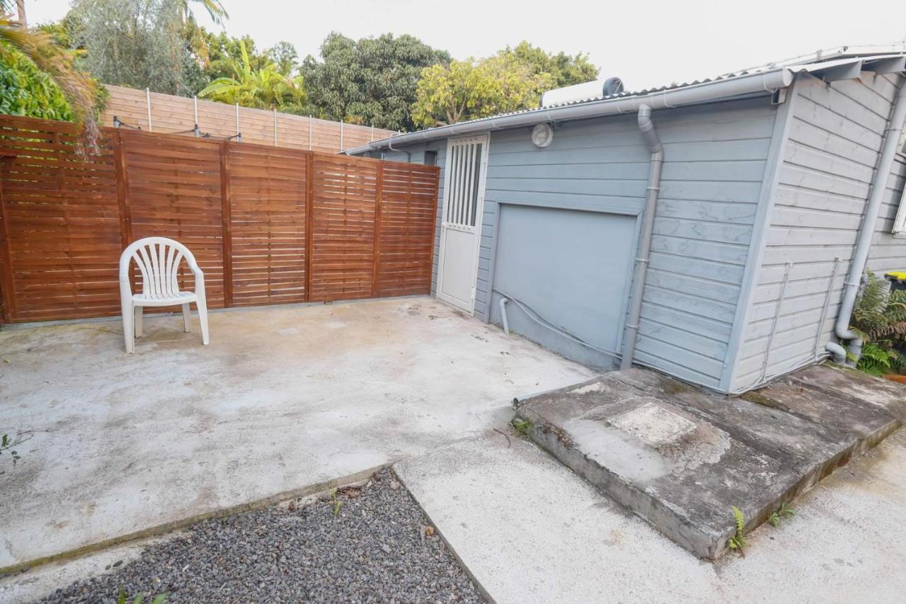 L'Avocat 1 Avec Piscine Chauffee Et Jacuzzi A Partager Vila Le Tampon Exterior foto